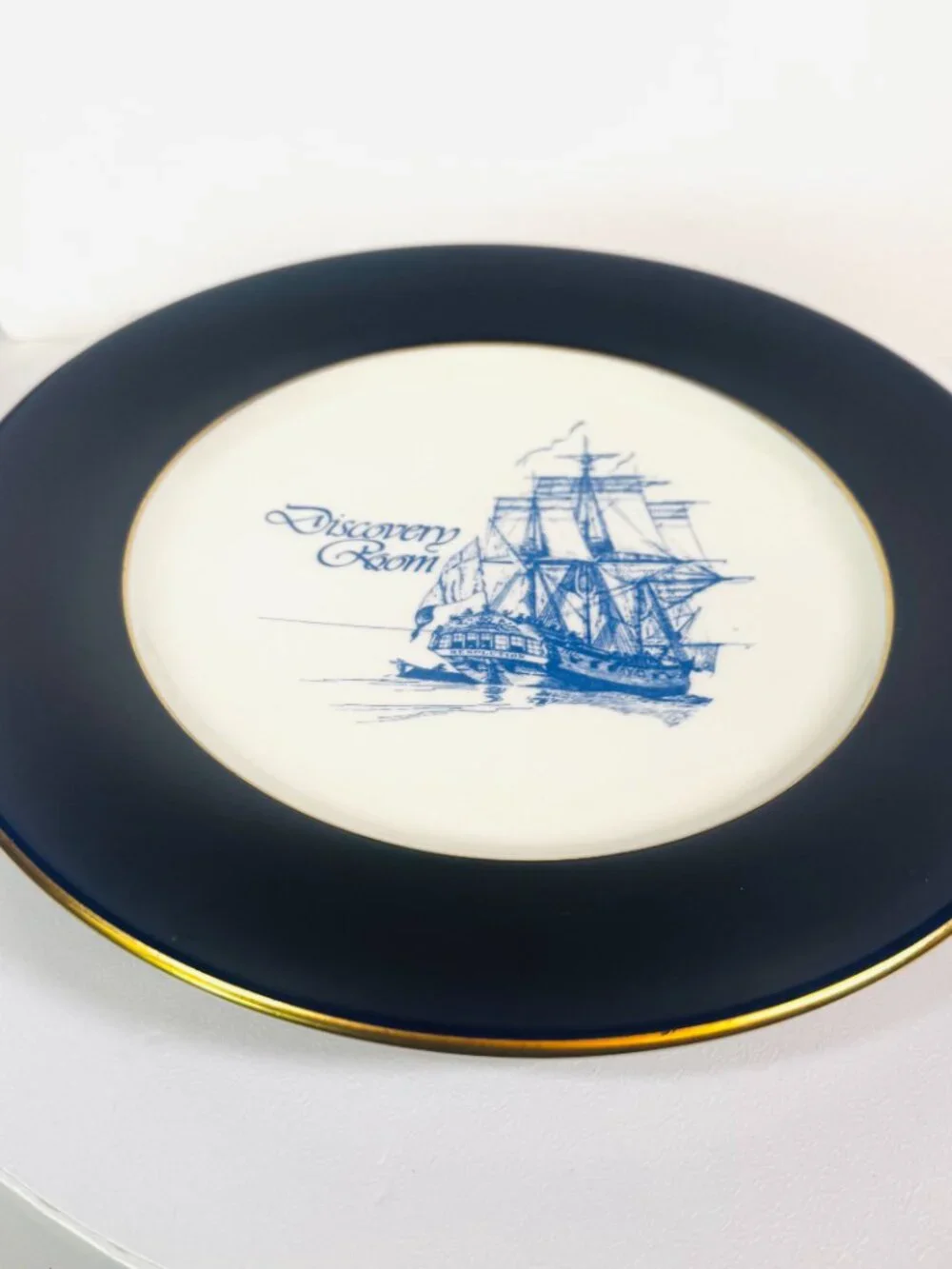 Vtg Sheraton Maui Resort & Spa Hawaii Dinner Plate 10x10